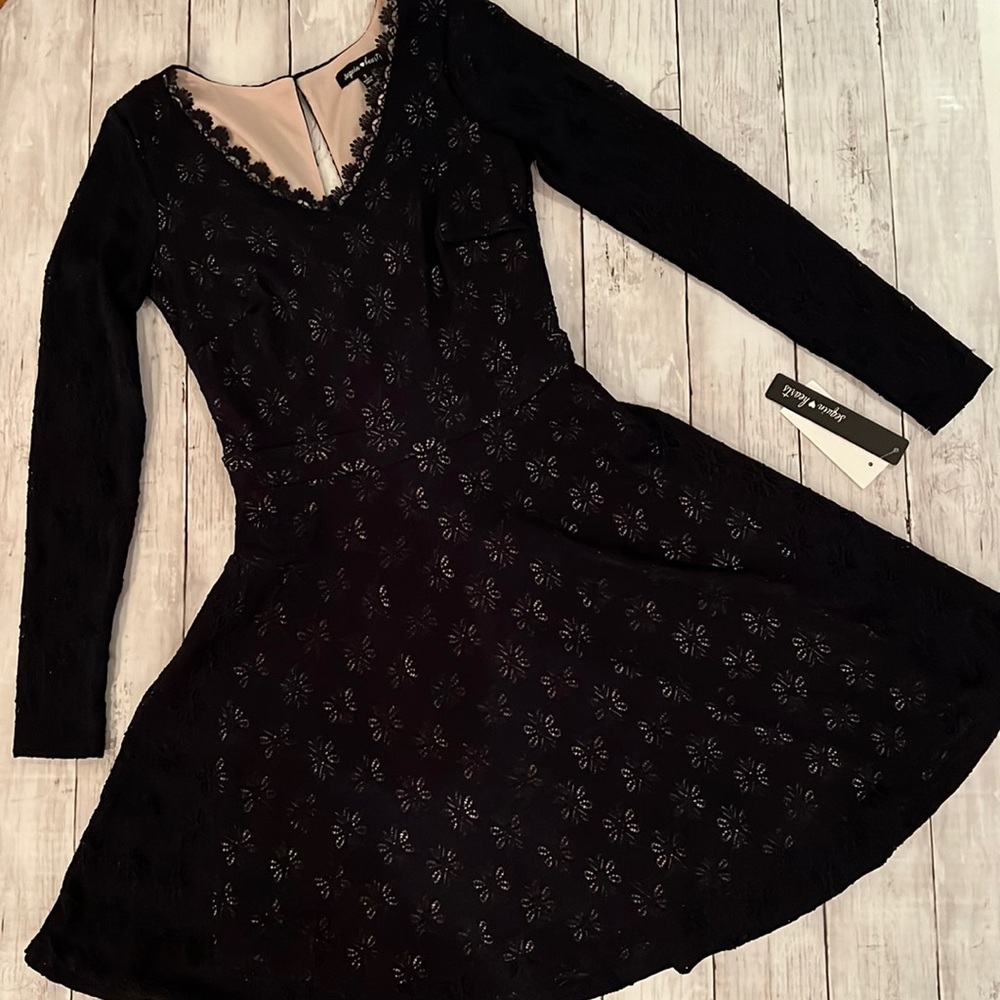 NWT Sequin Hearts midnight blue lace dress